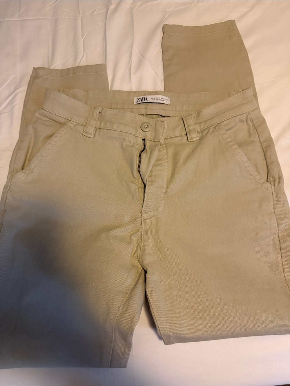 ZARA Men’s Slim Chino Pants in Khaki